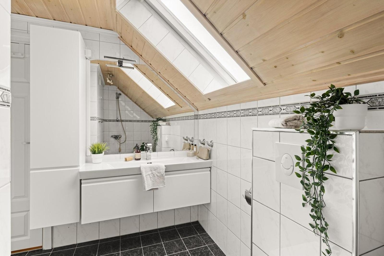 A Beautiful 3-Bedroom Apartment With Stunning Views And Free Parking Bergen Exteriör bild