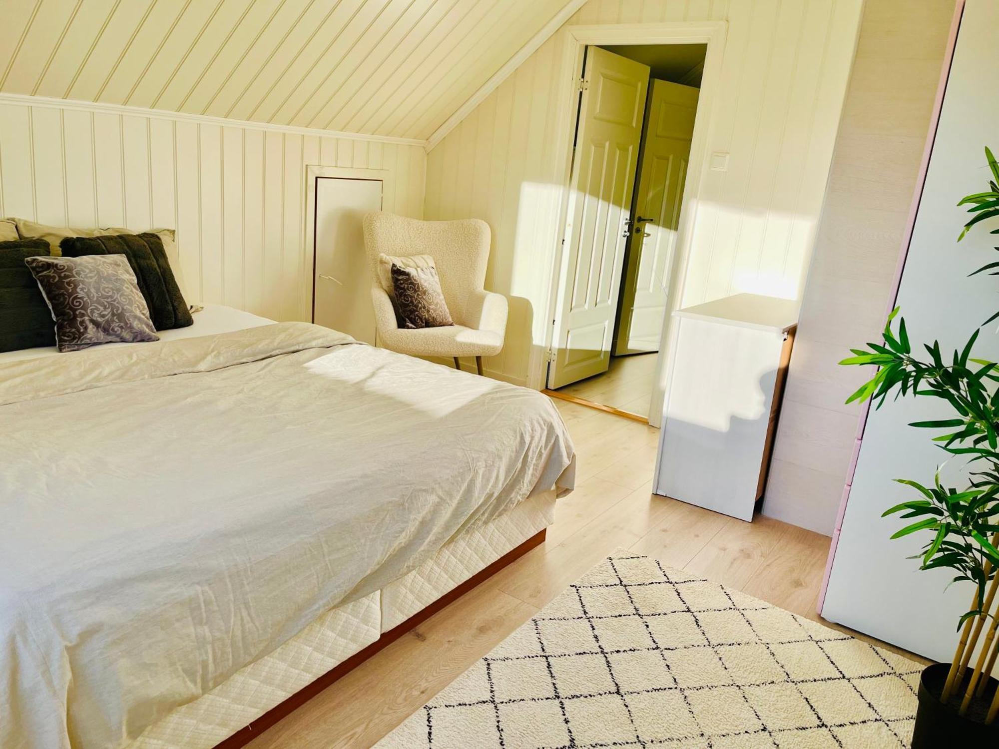 A Beautiful 3-Bedroom Apartment With Stunning Views And Free Parking Bergen Exteriör bild